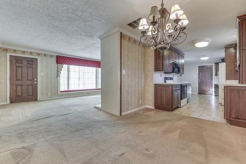 2450 E 99th St, Indianapolis, IN 46280 photo 20