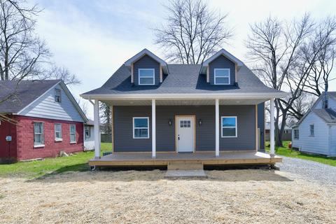 231 W 7th St, Lapel, IN 46051
