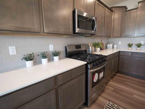 9862 Canyon Ln, Pendleton, IN 46064 photo 7