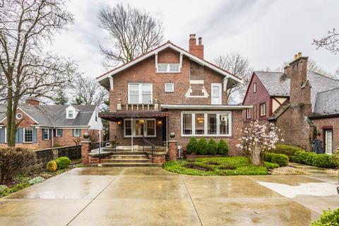 5207 N Meridian St, Indianapolis, IN 46208