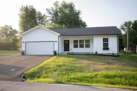 2884 Country Squire Blvd, North Vernon, IN 47265