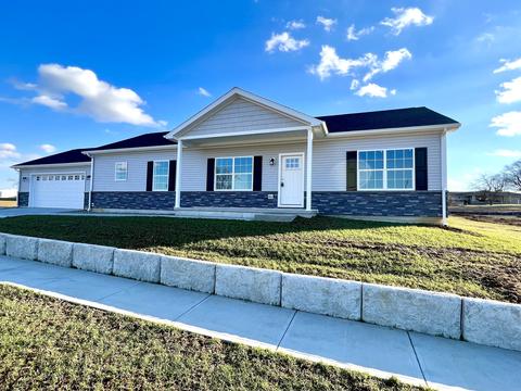 15 Doe Creek Cir, Cloverdale, IN 46120
