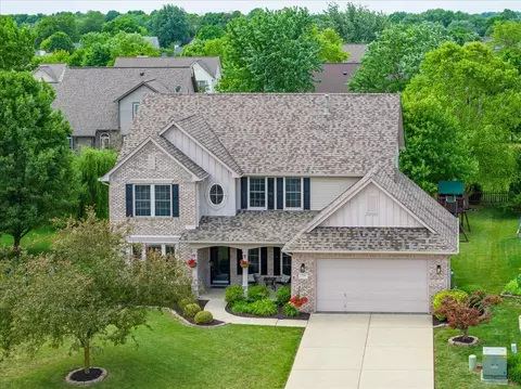 7704 Heatherdown Ct, Indianapolis, IN 46259