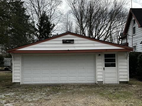 201 E Pullman, Waldron, IN 46182 photo 4