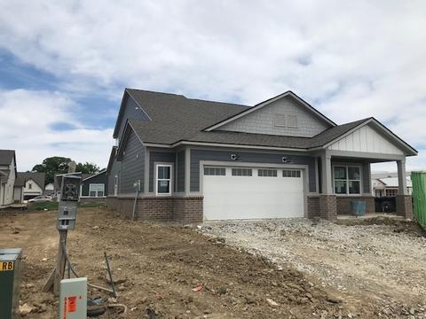 5242 Pinehurst Ct, Whitestown, IN 46075