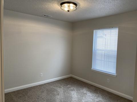 2292 Middle View Dr, Columbus, IN 47201 photo 28