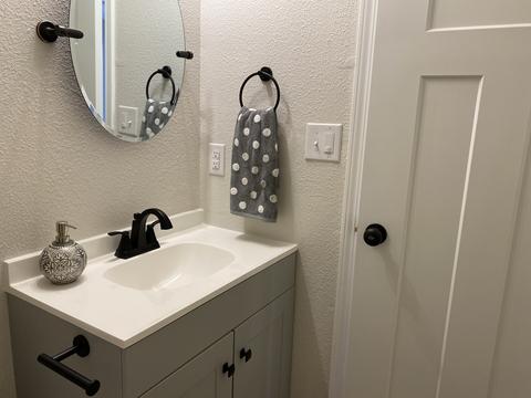 2292 Middle View Dr, Columbus, IN 47201 photo 25