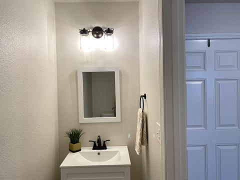 2292 Middle View Dr, Columbus, IN 47201 photo 6