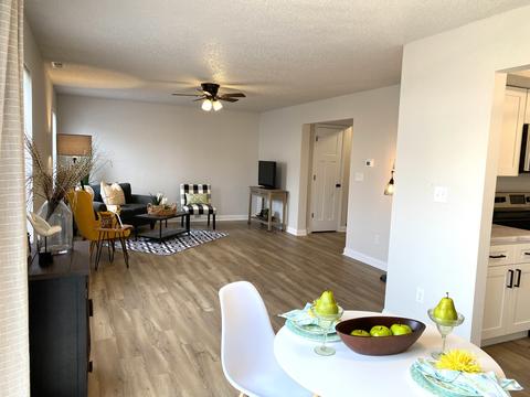 2292 Middle View Dr, Columbus, IN 47201 photo 17