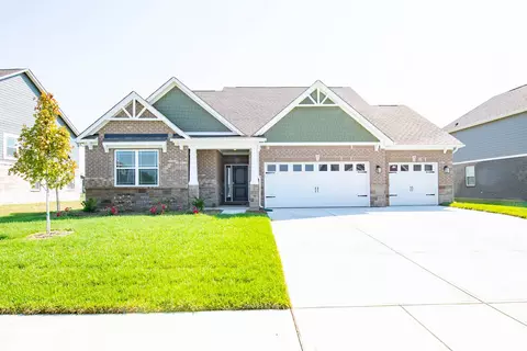 1665 Beach St, Greenwood, IN 46143