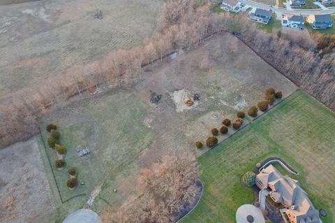 15750 E 113th St, Fortville, IN 46040