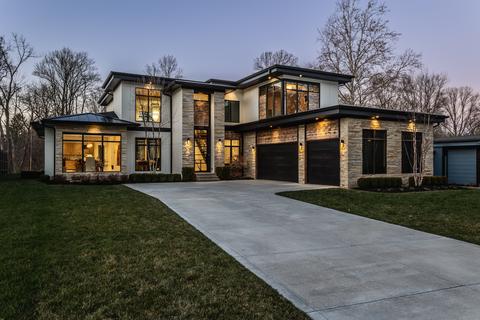 660 E 82nd St, Indianapolis, IN 46240