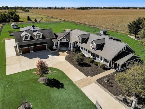 5715 E 100 N, Lebanon, IN 46052