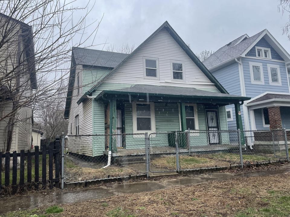  813 Villa Ave, Indianapolis, IN 46203 photo 1