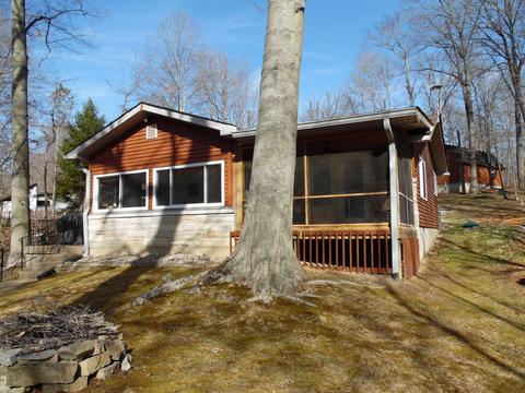8285 S Lilly Ln, Nineveh, IN 46164