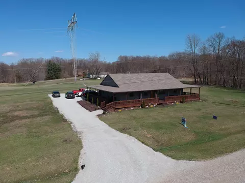 1210 NE Chippewa Trl, Greensburg, IN 47240