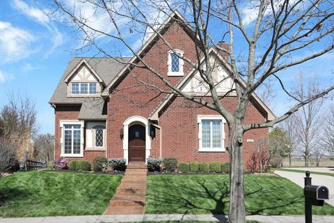 6720 W Stonegate Dr, Zionsville, IN 46077