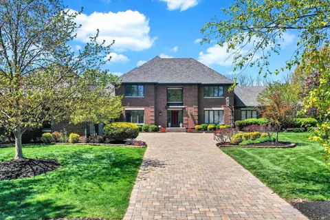 1812 Summerlakes Ct, Carmel, IN 46032