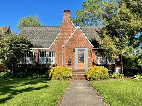 1952 Lafayette Ave, Columbus, IN 47201