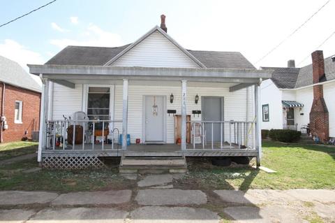 211 W Locust St, Shelbyville, IN 46176