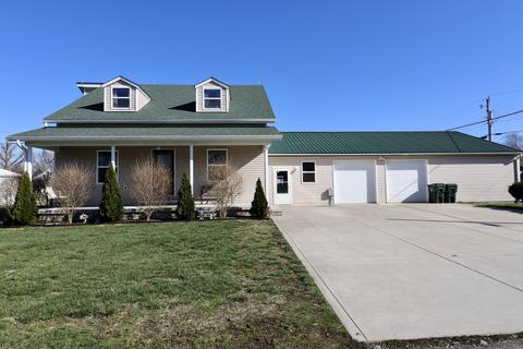 4541 E Morris Huenefeld St, Batesville, IN 47006