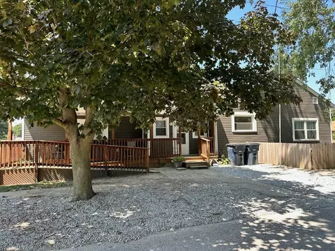 2133 N B St, Elwood, IN 46036
