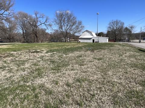 501 N Main St, Brownstown, IN 47220