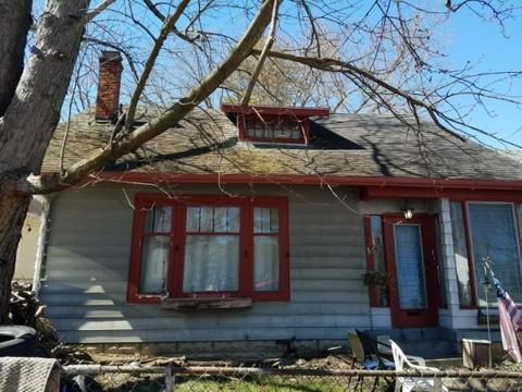 601 Summit Ave, Connersville, IN 47331