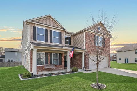 2159 Cedarmill Dr, Franklin, IN 46131