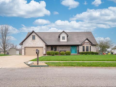 3870 S Redbird Trl, New Palestine, IN 46163