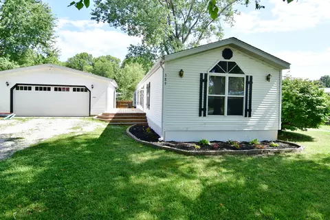 389 Cool Evening Ct, Cloverdale, IN 46120