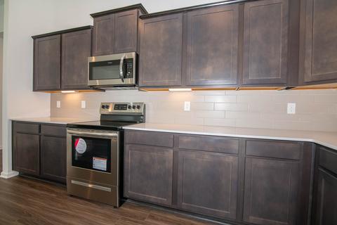 9857 Bryce Blvd, Pendleton, IN 46064 photo 7