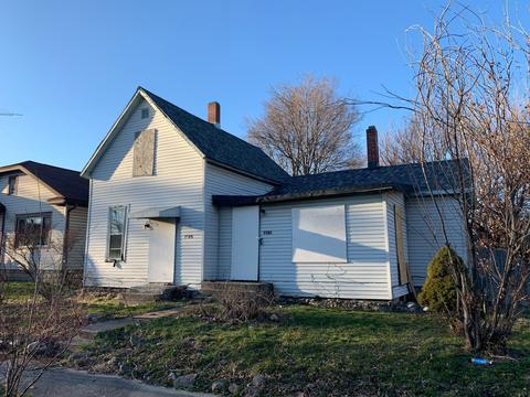 1124 W 5th St, Marion, IN 46953