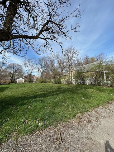 1052 W 29th St, Indianapolis, IN 46208