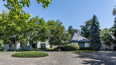 8224 Hunters Pl, Indianapolis, IN 46236