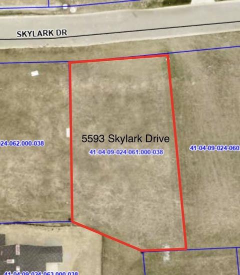 5593 Skylark Dr, Greenwood, IN 46143