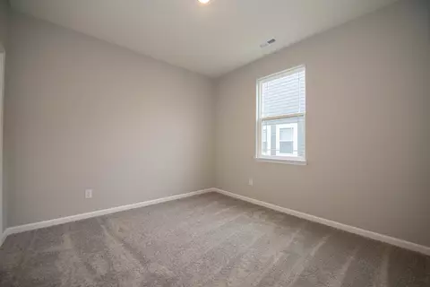 354 Limerick Ln, Pendleton, IN 46064 photo 9