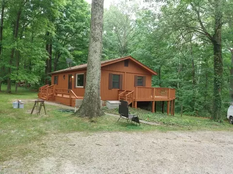 5107 S 300 W, Trafalgar, IN 46181