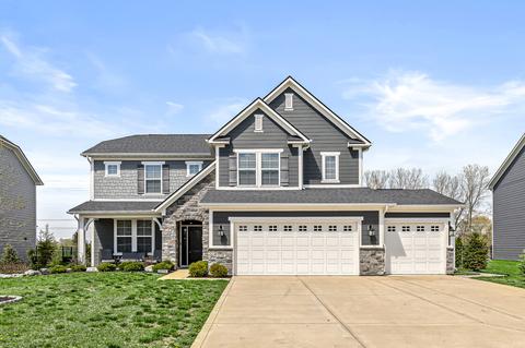 8238 Peggy Ct, Zionsville, IN 46077