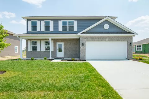 2370 Larkspur Ln, Shelbyville, IN 46176