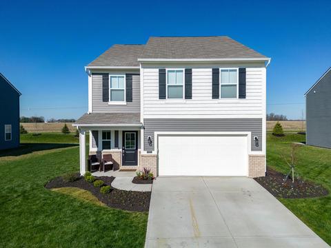 372 Bluestem Ln, Whiteland, IN 46184