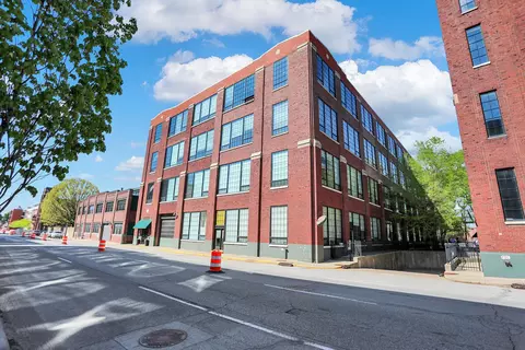 630 N College Ave #209, Indianapolis, IN 46204