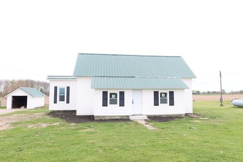5562 S Ladoga Rd, New Ross, IN 47968