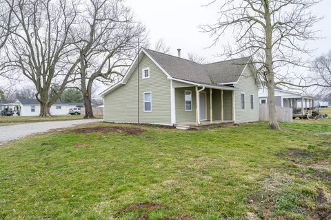 101 Fairview St, Greencastle, IN 46135