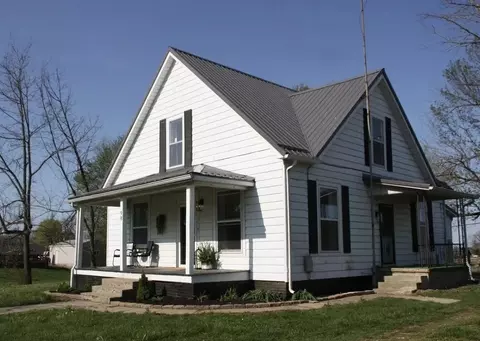 98 S Main St, Marshall, IN 47859
