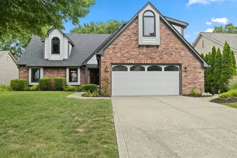 7629 E Pinesprings East Dr, Indianapolis, IN 46256
