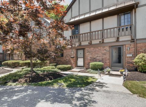 2252 Rome Dr, Indianapolis, IN 46228