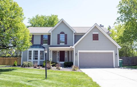 14619 Shadow Lakes Dr E, Carmel, IN 46032