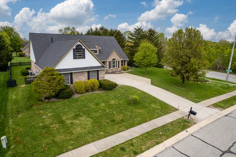404 Fox Ln, Carmel, IN 46032