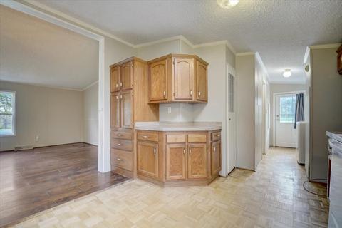 370 E Pendleton Pike, Ingalls, IN 46048 photo 13